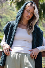 Load image into Gallery viewer, Quilted Vest