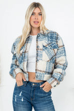 Load image into Gallery viewer, SHERPA CROP JACKET