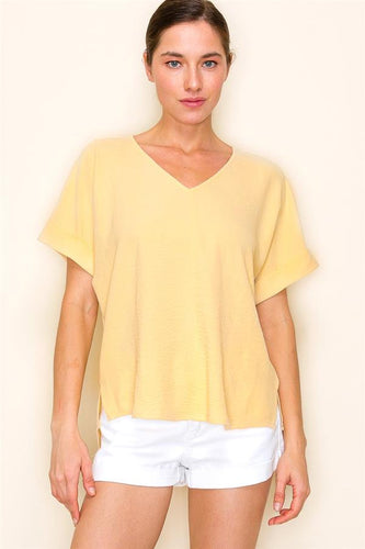 V- NECK, ROLL UP SHORT SLEEVE, LOOSE FIT, CRINKLED SOLID TOP