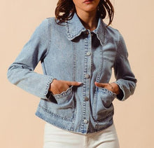 Load image into Gallery viewer, Scallop Edge Denim Jacket