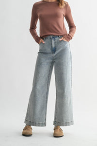 Round Neck Fitted Ribbed Knit Top