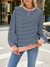 Load image into Gallery viewer, Miley Sweatshirt