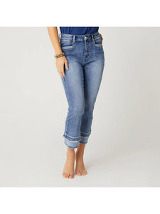 Everstretch Boyfriend Capri Jeans with Contrast Bottom