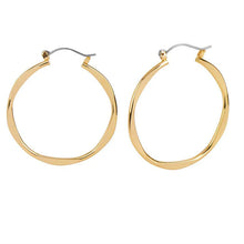 Load image into Gallery viewer, Wavy Hoop Earrings