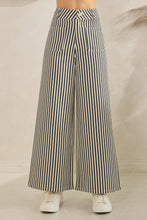 Load image into Gallery viewer, Lightweight Twill Stripe Wide Leg Pants