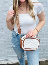Load image into Gallery viewer, Emily Crossbody
