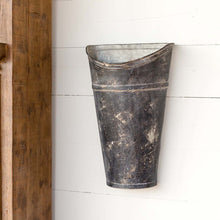 Load image into Gallery viewer, Aged Black Picking Wall Bucket