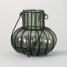 Load image into Gallery viewer, RIBBED VASE